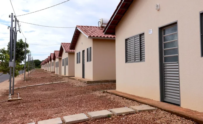 Engenheiros são denunciados pelo MPF por suspeita de desvio de mais de R$ 10 milhões do programa Minha Casa Minha Vida em MT — Foto: Prefeitura de Várzea Grande-MT/Assessoria