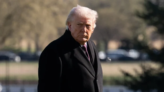O presidente dos EUA, Donald Trump. (Foto: AARON SCHWARTZ/EFE/EPA/POOL)